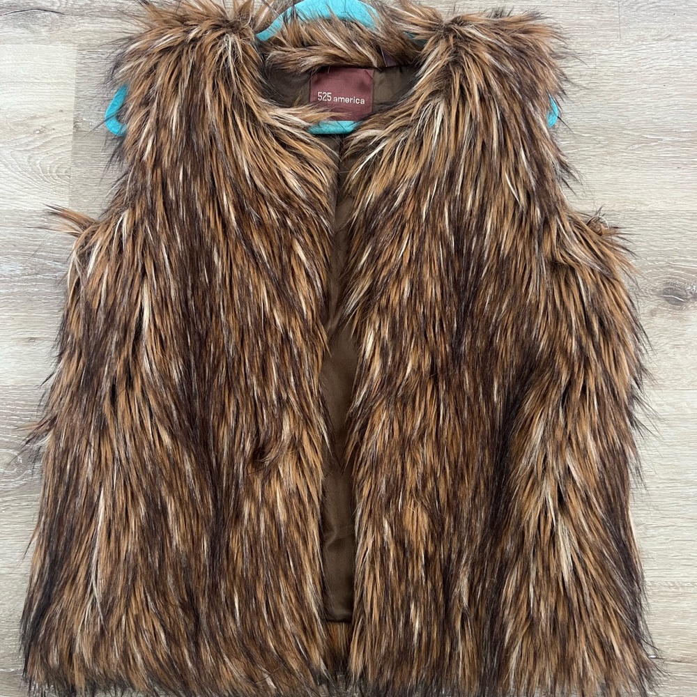 525 America Fun Brown Fur Sleeveless Vest